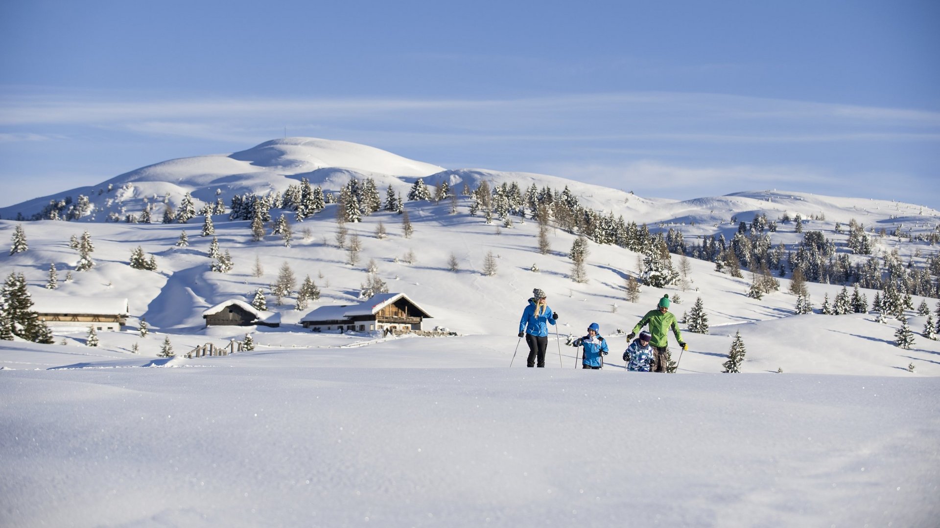 Summer holidays in Val Pusteria/Pustertal: Molaris Lodges Summer holidays in Val Pusteria/Pustertal: Molaris Lodges