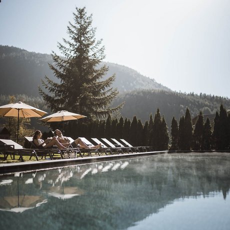 Il vostro centro benessere in Val Pusteria: Molaris Lodges Il vostro centro benessere in Val Pusteria: Molaris Lodges