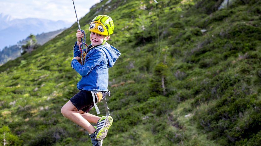 Unser Ausflugstipp: KRONaction am Issinger Weiher Unser Ausflugstipp: KRONaction am Issinger Weiher